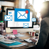 Empleado de FrontLine Newsletter
